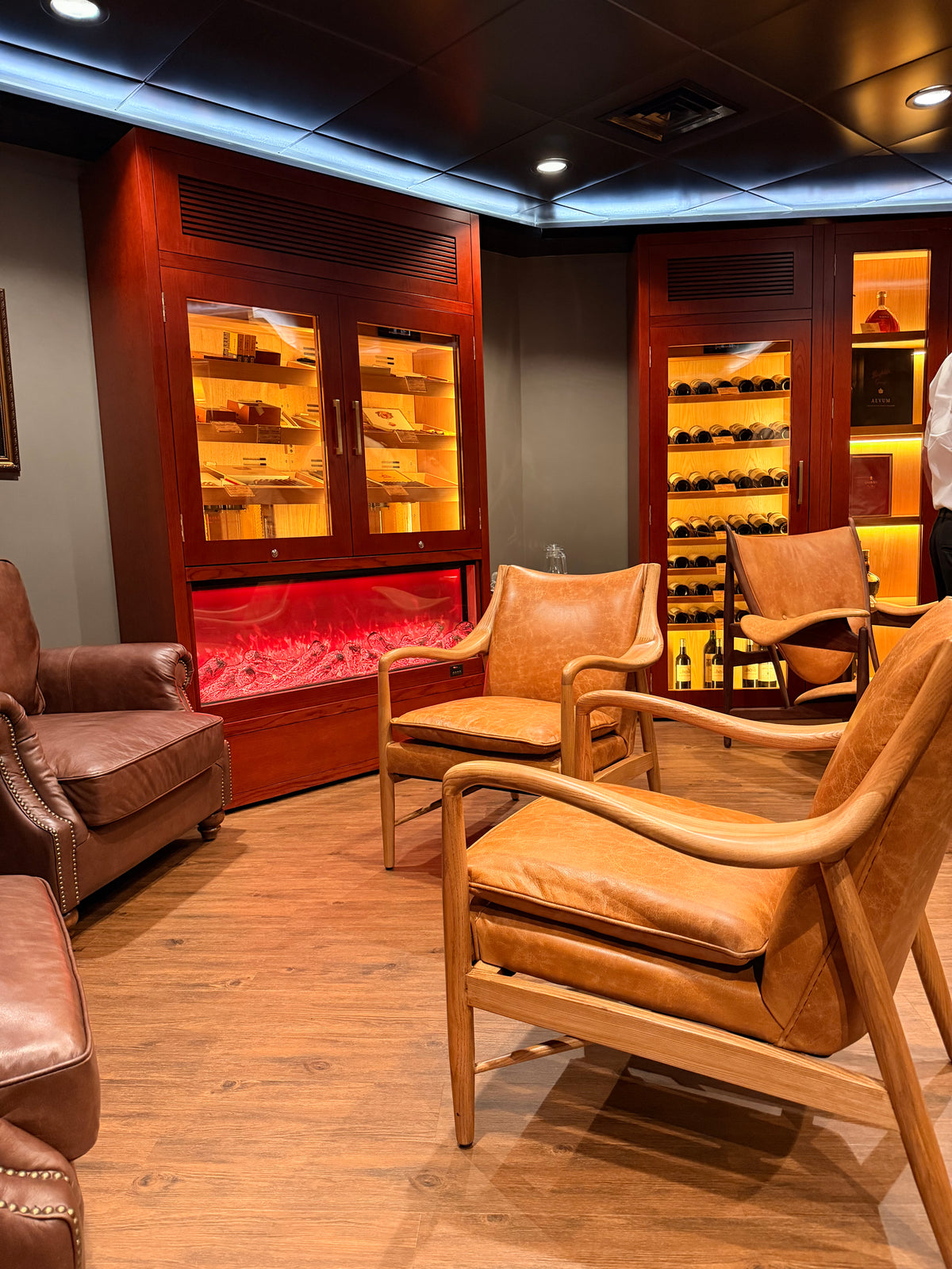 Bespoke Furniture for Star Cruises Cigar Lounge