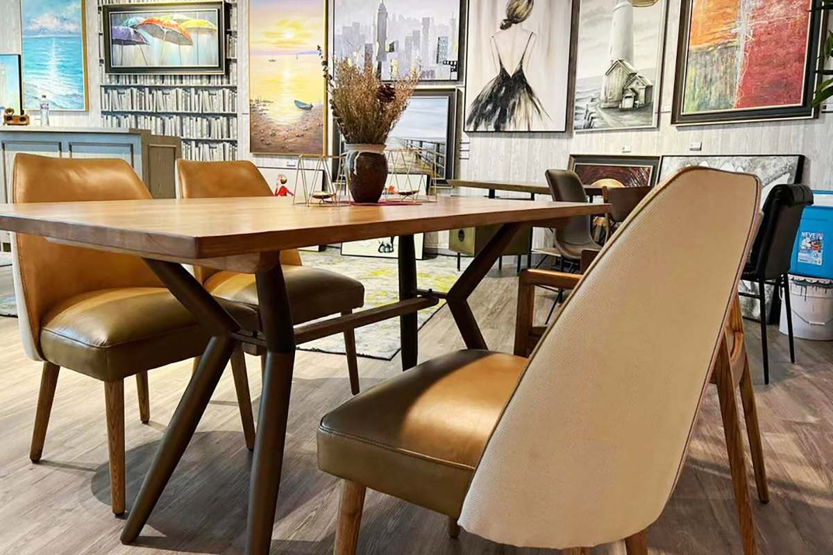 Viv Industrial Rubberwood Dining Table