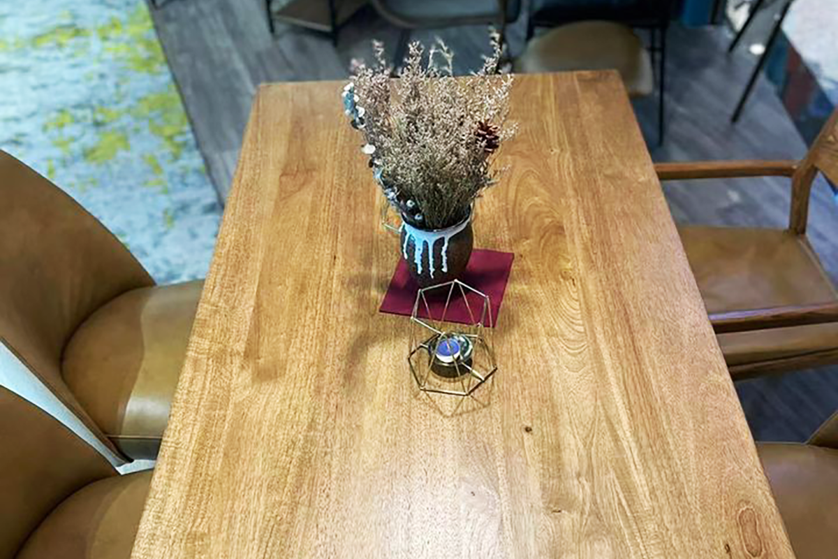 Viv Industrial Rubberwood Dining Table